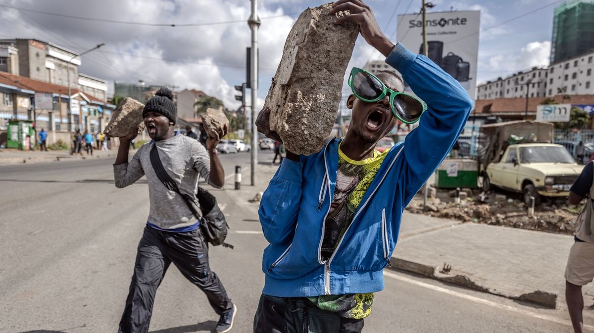 Fotky z protestů proti drahotě: Do ulic vyšli v Keni